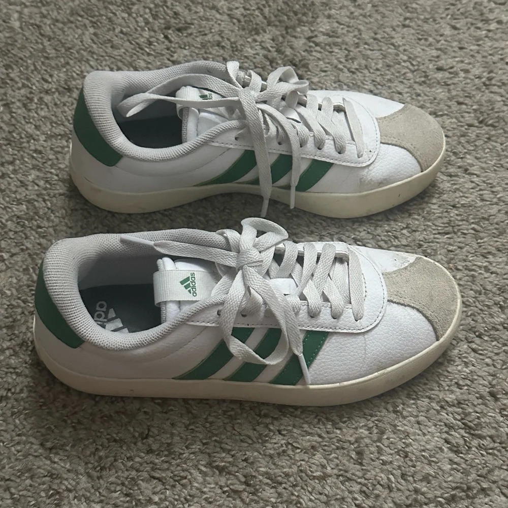 adidas Kids White and Green Low-Top Sneakers